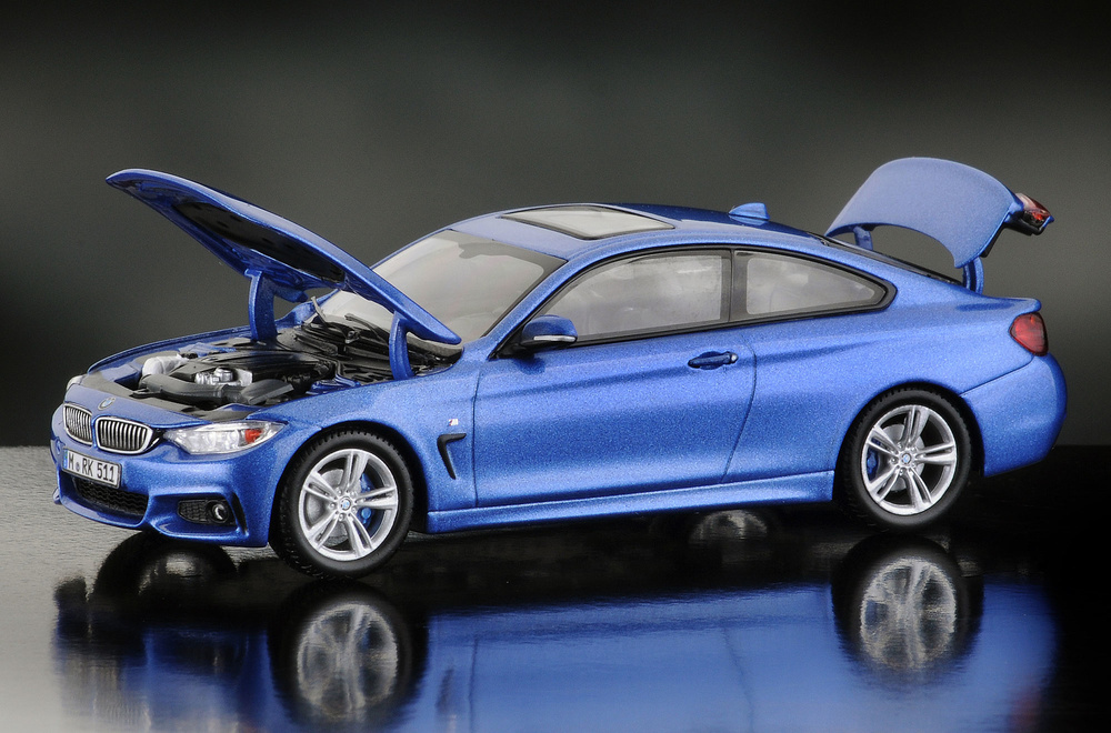 BMW Serie 4 -F32- Coupé (2014) iScale 43-0006BL 1/43 