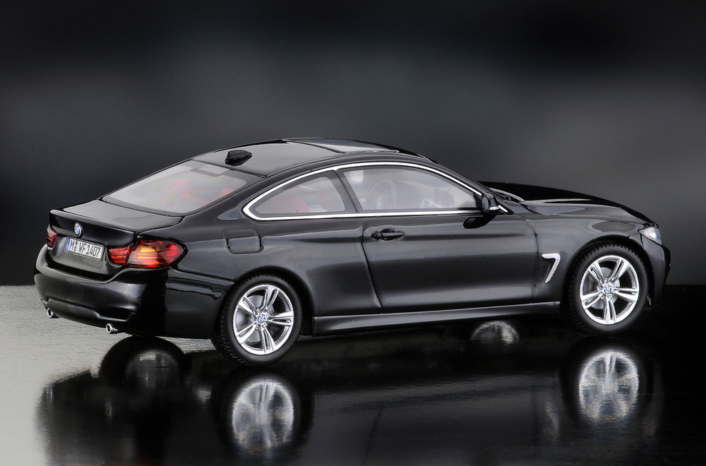BMW Serie 4 -F32- Coupé (2014) iScale 43-0006SW 1/43 