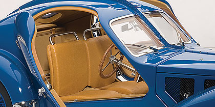 Bugatti 57SC Atlantic (1938) Autoart 70942 1/18 