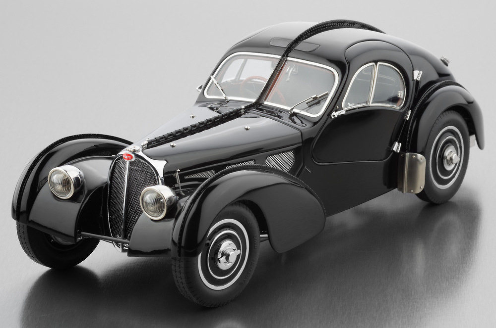 Bugatti Tipo 57 SC Atlantic (1938) CMC M085 1/18 Bugatti Tipo 57 SC Atlantic (1938) CMC 1:18 Color Negro