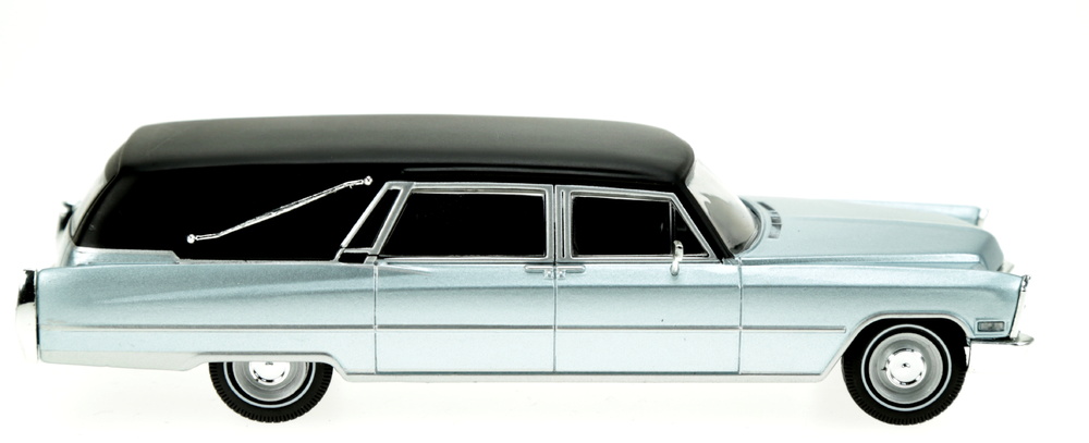 Cadillac Fúnebre (1966) White Box WB137 1:43 
