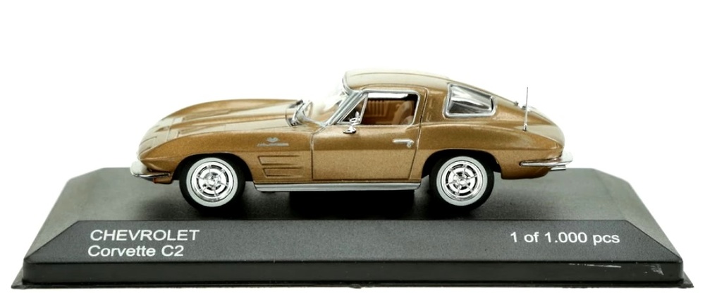 Chevrolet Corvette C2 Sting Ray (1963) White Box WB170 1:43 