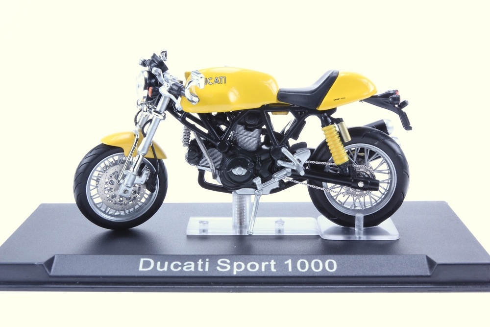 Ducati Sport 1000 (2006) Altaya LGM57 1/24 