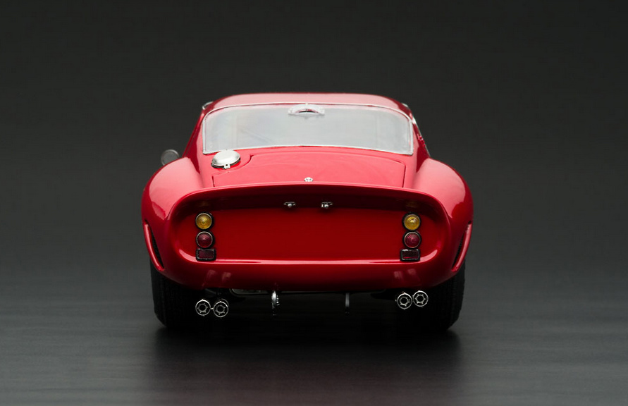Ferrari 250 GTO (1962) CMC M154 1:18 