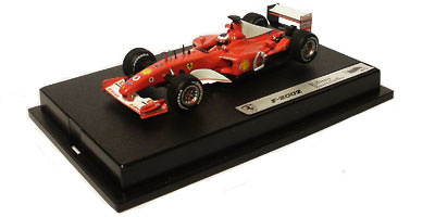 Ferrari F2002 nº 2 Rubens Barrichello (2002) Hot Wheels 54619 1/43 