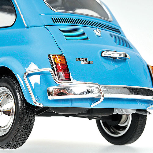 Fiat 500L (1968) Minichamps 150121600 1/18 