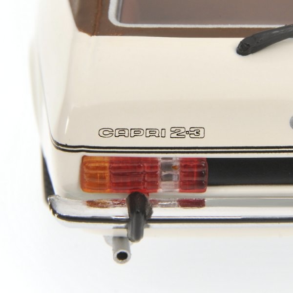 Ford Capri Serie II (1974) Minichamps 400081207 1:43 