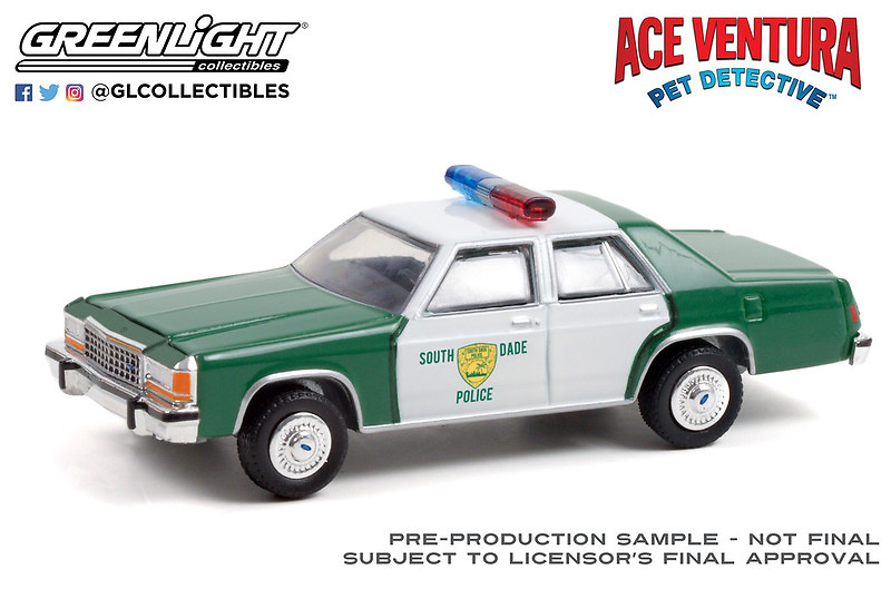 Ford LTD Crown Victoria Miami Police (1988) - Ace Ventura: Pet Detective (1994) Greenlight 1/64 