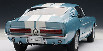 Ford Shelby Mustang GT500 (1967) Autoart 72907 1/18 