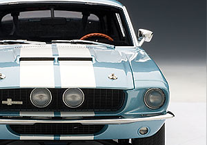 Ford Shelby Mustang GT500 (1967) Autoart 72907 1/18 