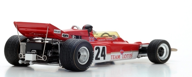Lotus 72C 
