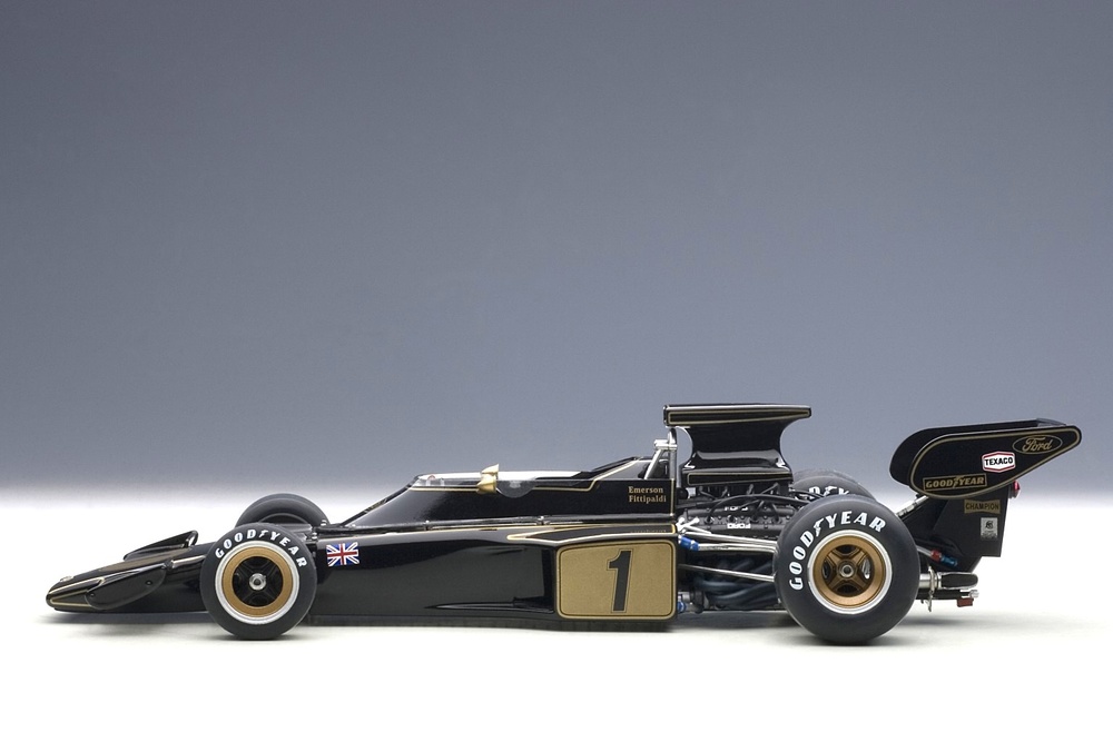 Lotus 72E nº 1 Emerson Fittipaldi (1973) Autoart 87327 1/18 