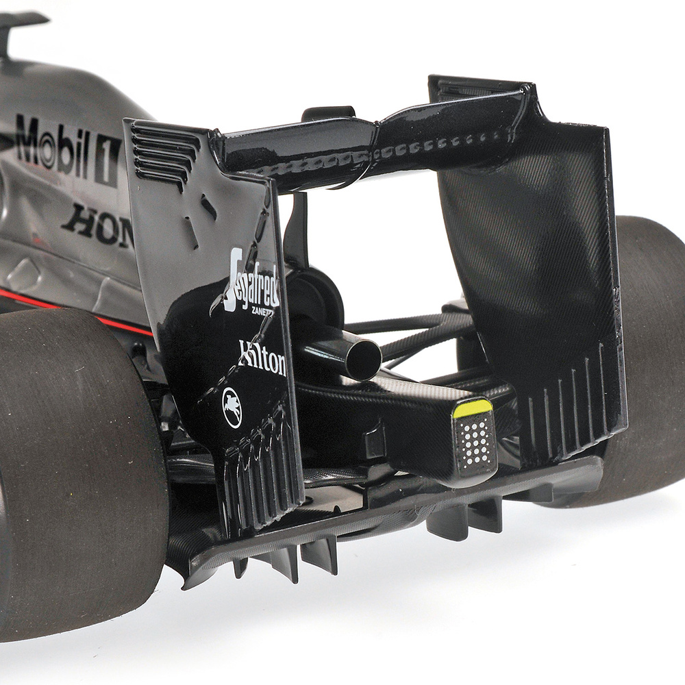 McLaren MP4/30 nº 14 Fernando Alonso (2015) Minichamps 537151814 1:18 