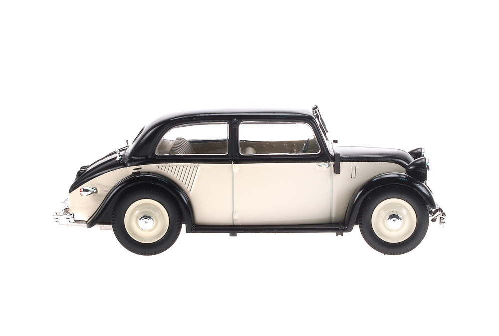 Mercedes 130 -W23- (1934) White Box WB078 1:43 