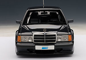 Solido 1:18 - 1 - Coche a escala - Mercedes-Benz 190E 2.5-16 Evolution II -  Modelo fundido a presión con puertas delanteras abatibles. - Catawiki