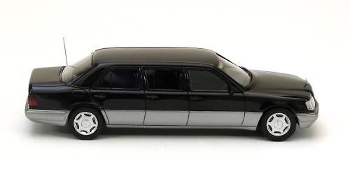 Mercedes Benz Limousine -W124- (1990) Neo 44305 1/43 