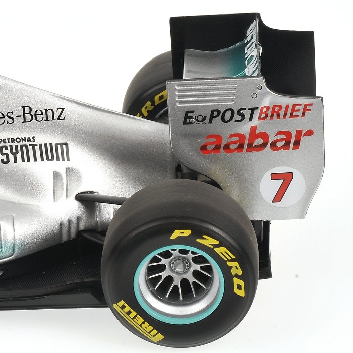 Mercedes W02 nº 7 Michael Schumacher (2011) Minichamps 110110007 1/18 