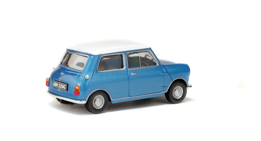 Morris Mini Cooper S (1967) Solido S4300400 1/43 