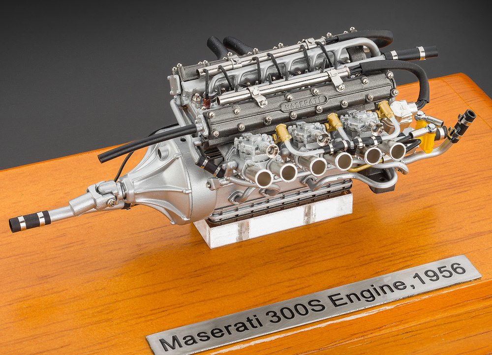 Motor Maserati 300S (1956) CMC M110 1:18 