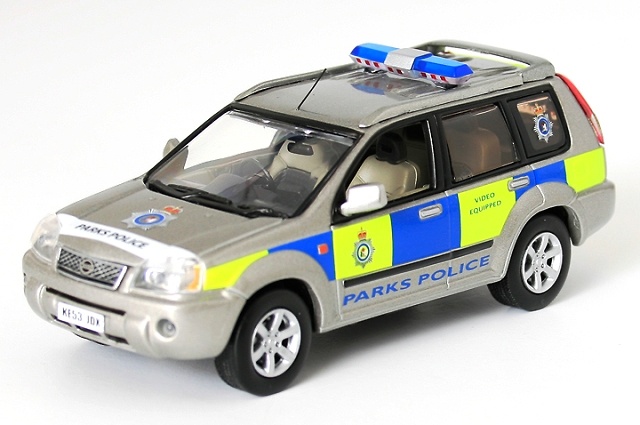 Nissan X-Trail City Police Kensington J-Collection JC067 1/43