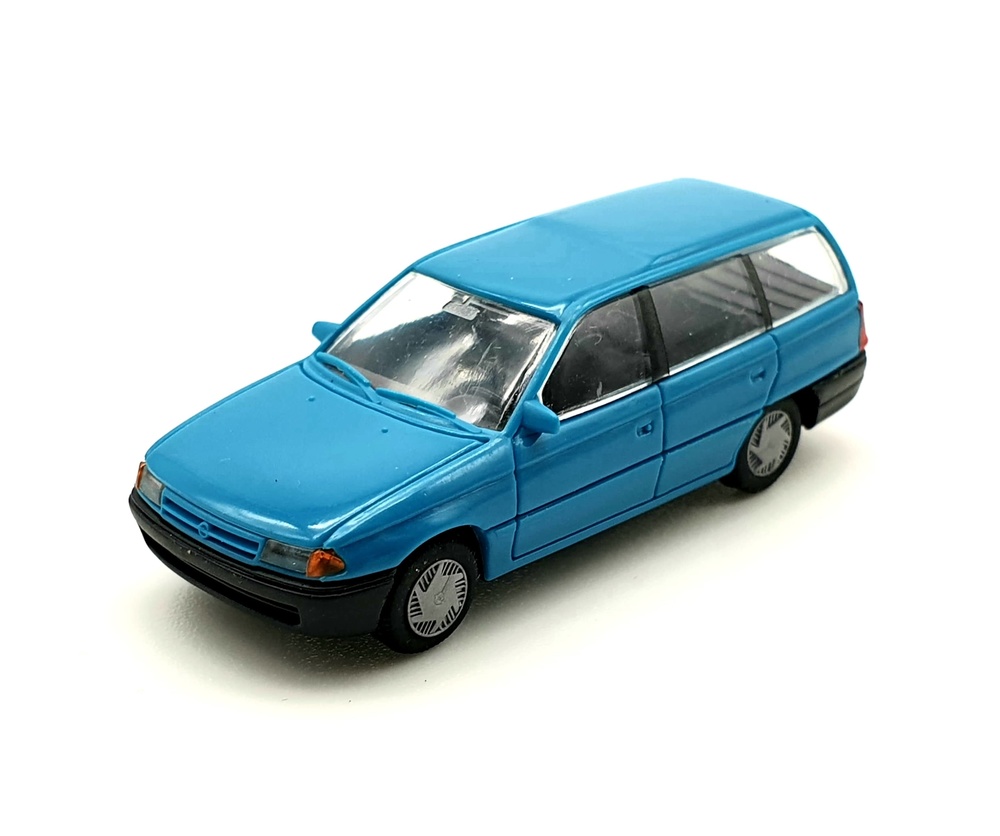 Opel Astra Caravan (1991) Rietze 10480 1/87 