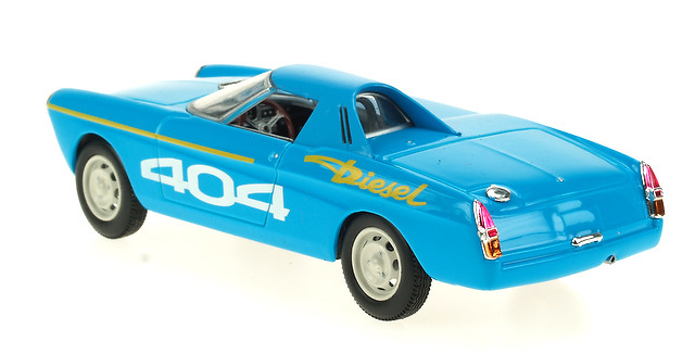 Peugeot 404 diesel Caza Records (1965) 474442 Norev 1/43 
