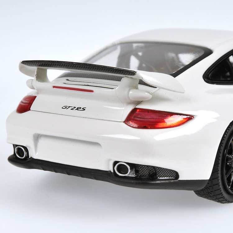 Porsche 911 GT2 RS -997 II- (2010) Minichamps 400069400 1/43 