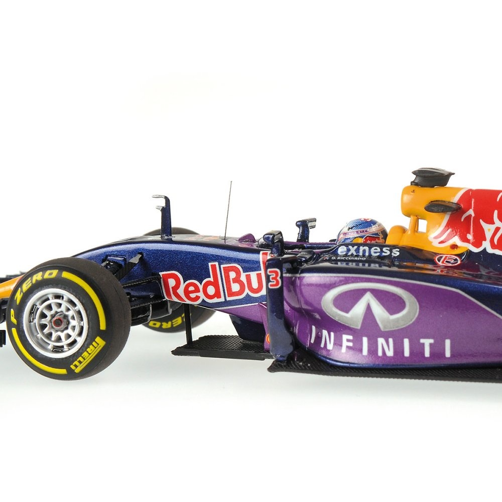 Red Bull RB11 nº 3 Daniel Ricciardo (2015) Minichamps 417150003 1:43 
