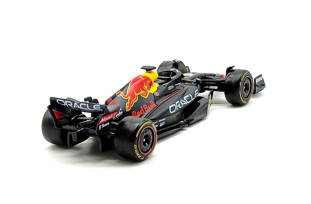Red Bull RB18 nº1 Max Verstappen (2022) sin piloto Bburago 1/43 