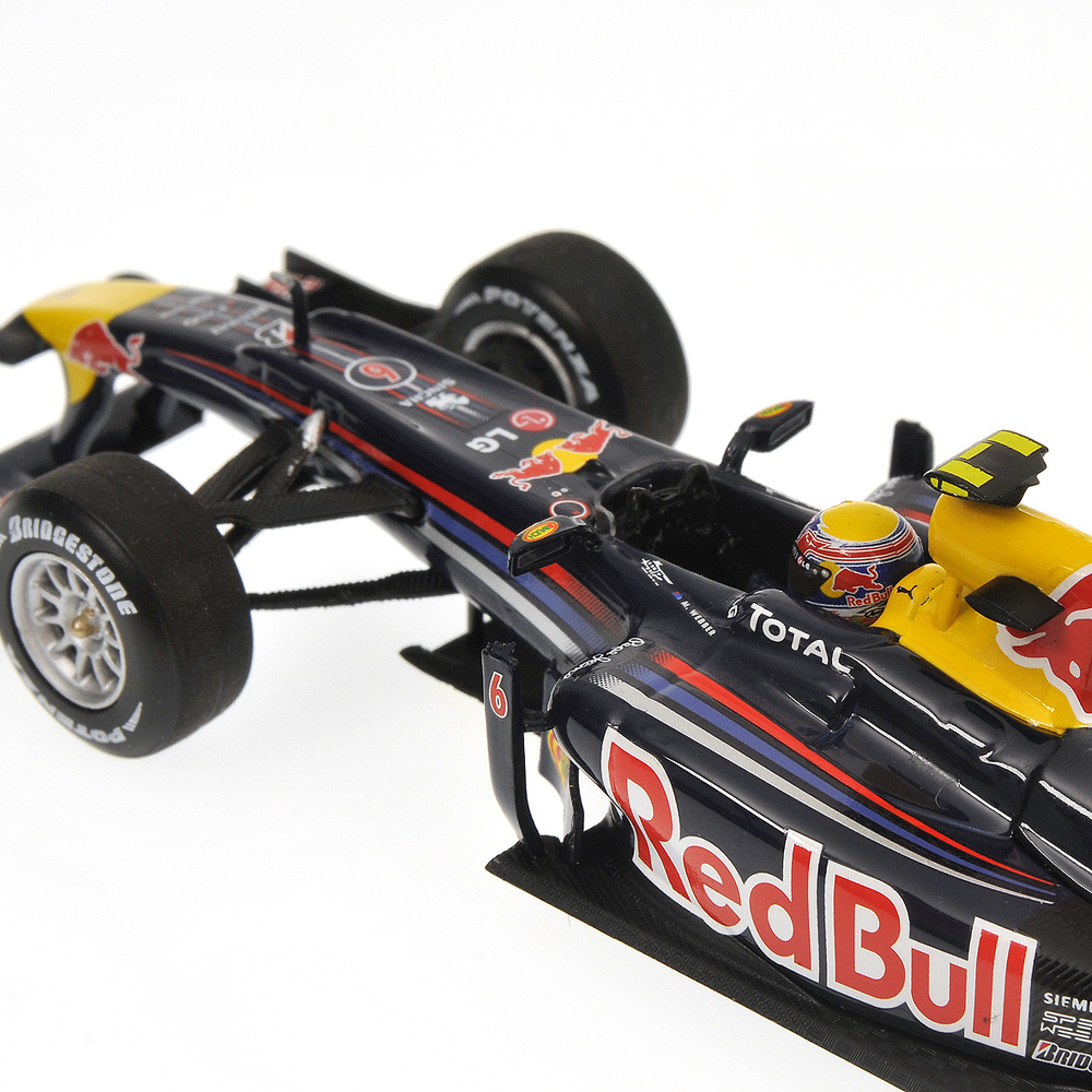 Red Bull RB6 nº 6 Mark Webber (2010) Minichamps 410100006 1/43 