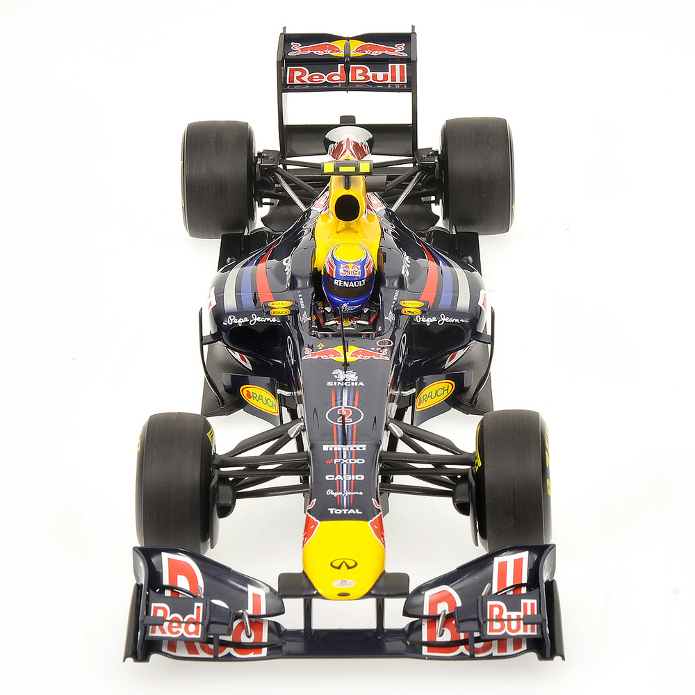 Red Bull RB7 nº 2 Mark Webber (2011) Minichamps 110110002 1/18 