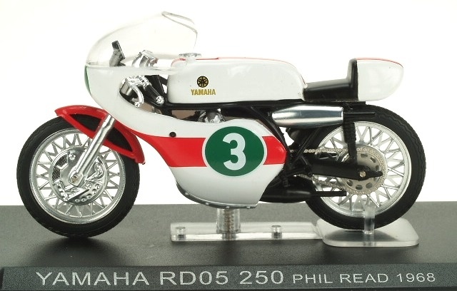 Yamaha RD05 250 nº 3 Phil Read (1968) Altaya 702892 1/24 