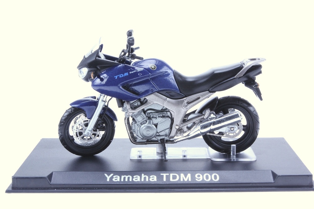 Yamaha TDM 900 (2002) Altaya LGM56 1/24 