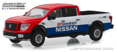 Nissan Titan XD Pro-4X BFGoodrich (2018) Tokyo Torque Greenlight 1/64